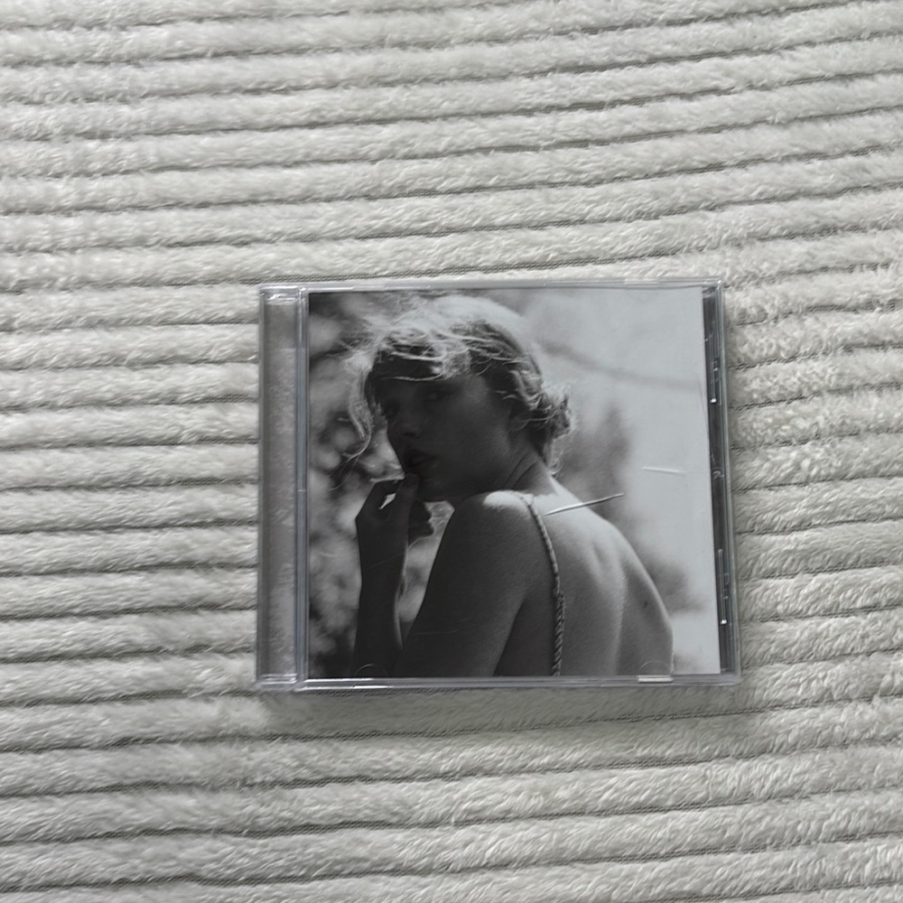 Taylor Swift folklore CD with 16 song